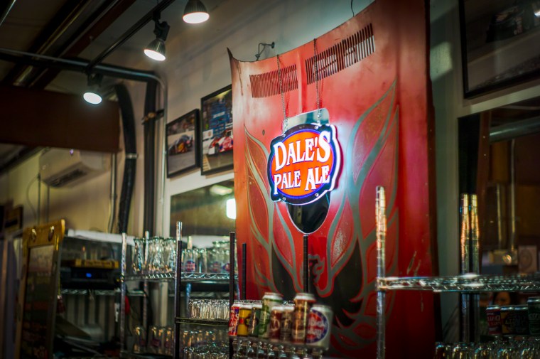 Oskar Blues Pub | Leica M-E, Leica Summilux-M 50mm f/1.4